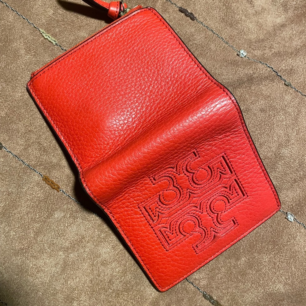 Tory Burch wallet